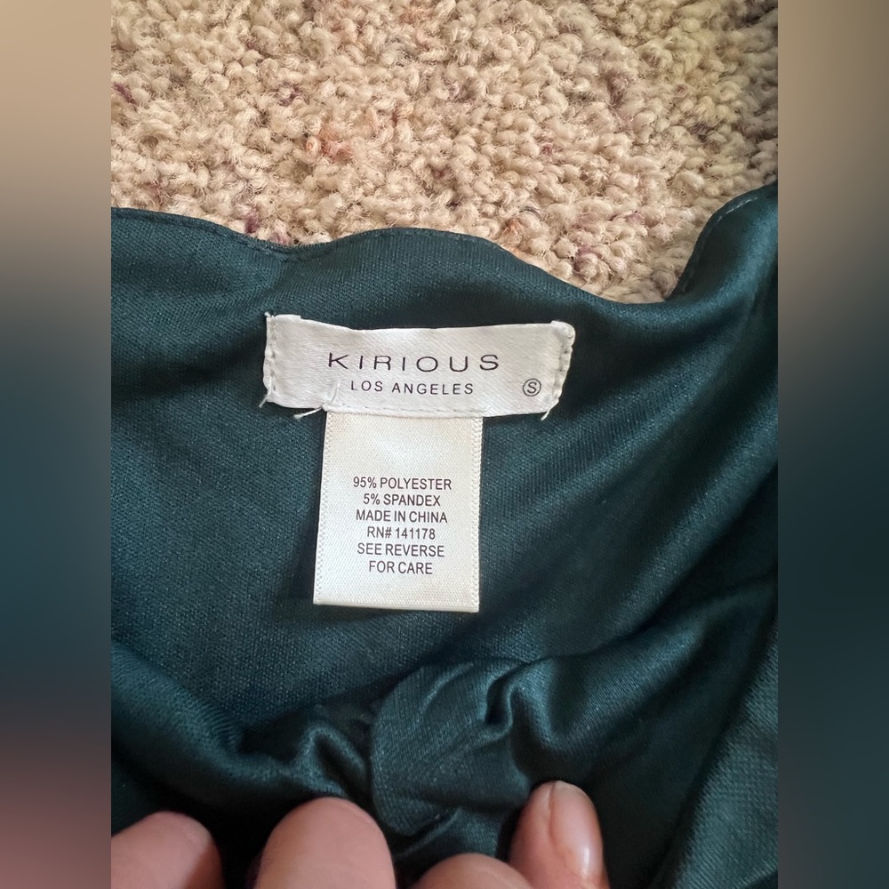 Green long sleeve crop top - Picture 3 of 5